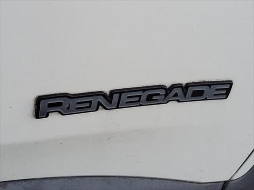2017 Jeep Renegade Altitude