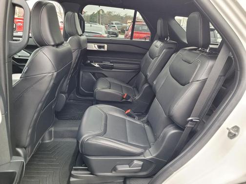 2024 Ford Explorer ST