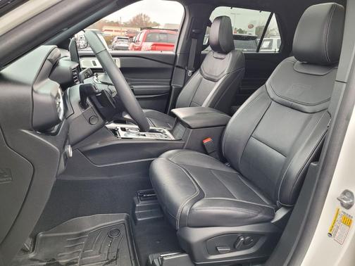 2024 Ford Explorer ST
