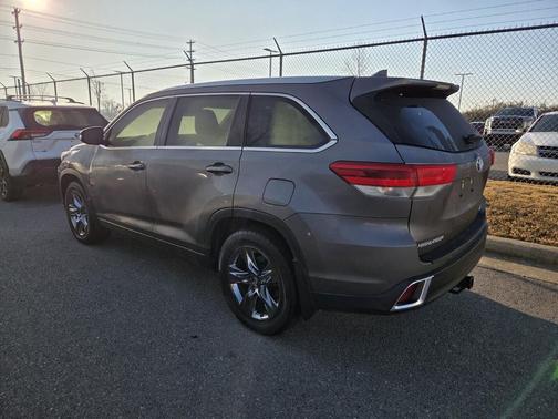 2018 Toyota Highlander Limited Platinum