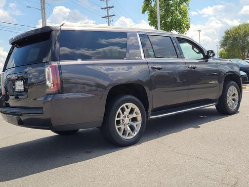 2017 GMC Yukon XL SLT