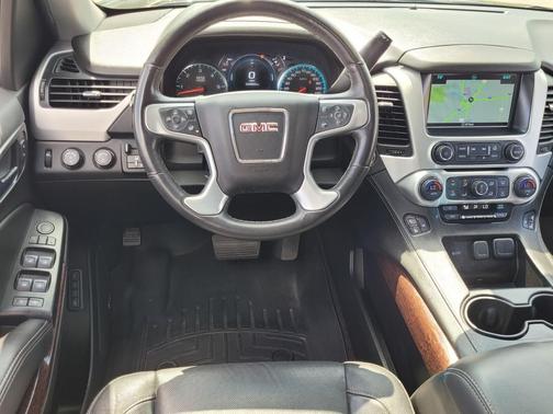 2017 GMC Yukon XL SLT