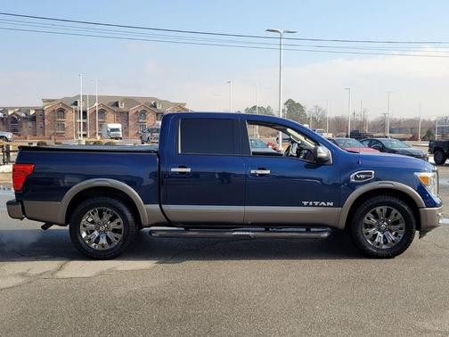 2017 Nissan Titan Platinum Reserve