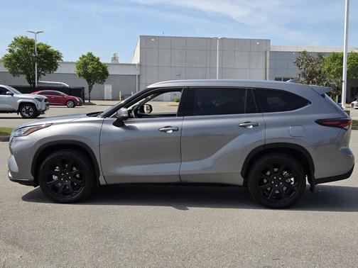 Heavy Metal 2026 Toyota Highlander Limited