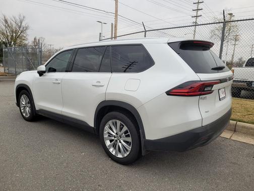 2025 Toyota Grand Highlander Platinum