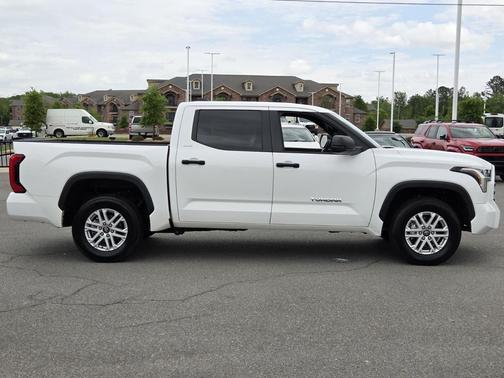 Ice Cap 2025 Toyota Tundra SR5