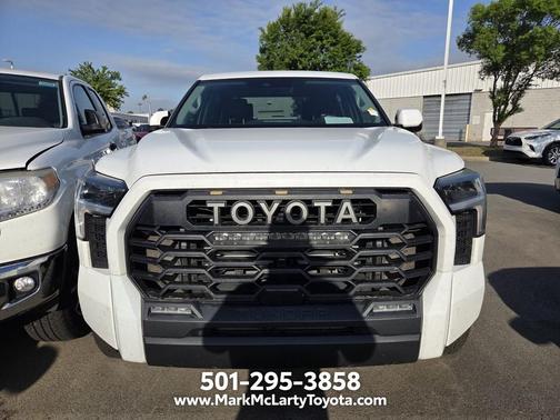 Ice 2022 Toyota Tundra SR5