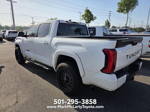 Ice 2022 Toyota Tundra SR5