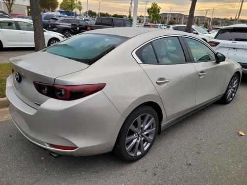 2025 Mazda Mazda3 FWD w/Preferred Package
