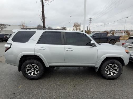 2021 Toyota 4Runner TRD Off Road