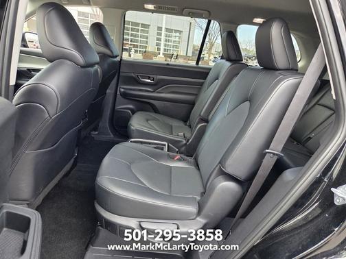 Midnight Black Metallic 2025 Toyota Grand Highlander XLE