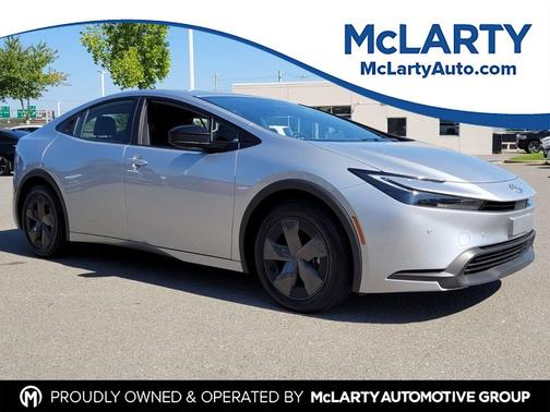 2024 Toyota Prius LE