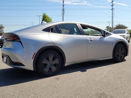 2024 Toyota Prius LE