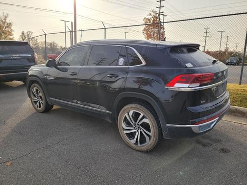 2023 Volkswagen Atlas Cross Sport 2.0T SEL
