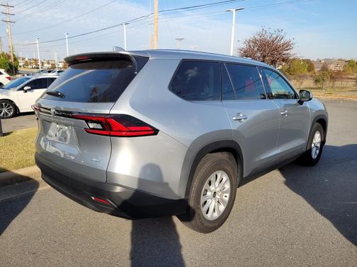 2025 Toyota Grand Highlander XLE