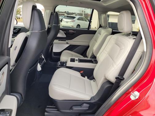 2025 Lincoln Aviator Reserve AWD