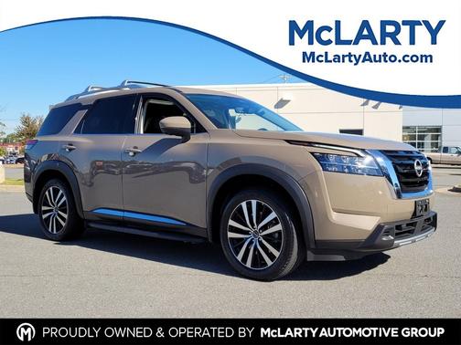 2023 Nissan Pathfinder Platinum 4WD