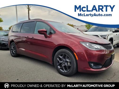 2018 Chrysler Pacifica Touring-L Plus