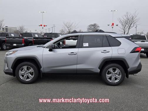 2025 Toyota RAV4 Hybrid LE