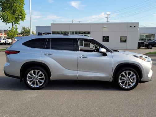 2023 Toyota Highlander Hybrid Limited