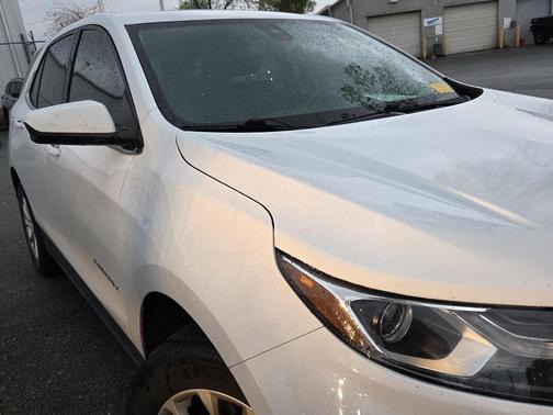 Summit White 2020 Chevrolet Equinox 1LT