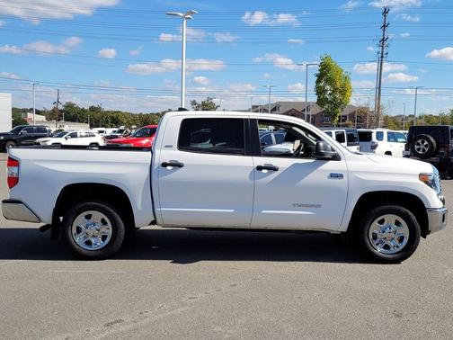 2020 Toyota Tundra SR5