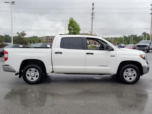 2020 Toyota Tundra SR5