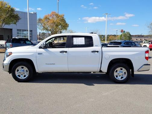 2020 Toyota Tundra SR5