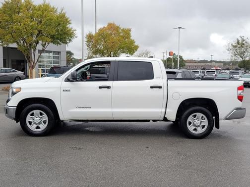 2020 Toyota Tundra SR5