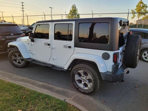 2018 Jeep Wrangler JK Unlimited Sahara