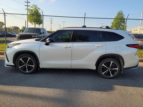 2021 Toyota Highlander XSE