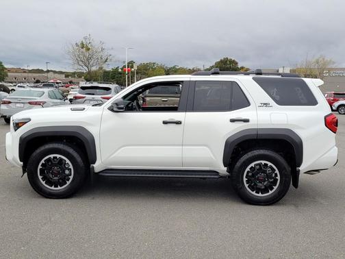 2025 Toyota 4Runner TRD Off Road