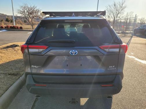 2024 Toyota RAV4 Hybrid XLE Premium