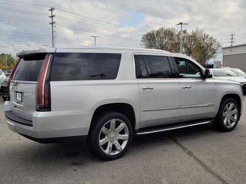 2019 Cadillac Escalade ESV Luxury
