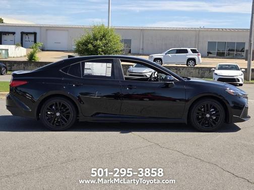 Midnight Black Metallic 2026 Toyota Camry SE