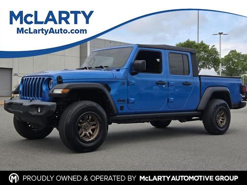 Hydro Blue Pearlcoat 2022 Jeep Gladiator Sport