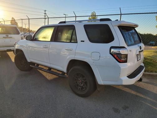 2022 Toyota 4Runner SR5