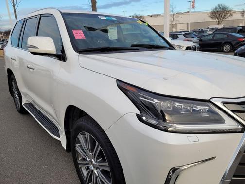 2016 Lexus LX 570 Base