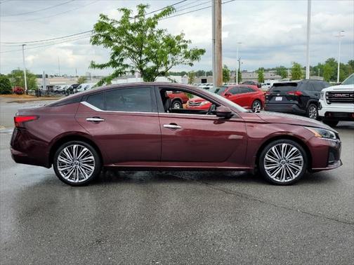 2024 Nissan Altima 2.5 SL