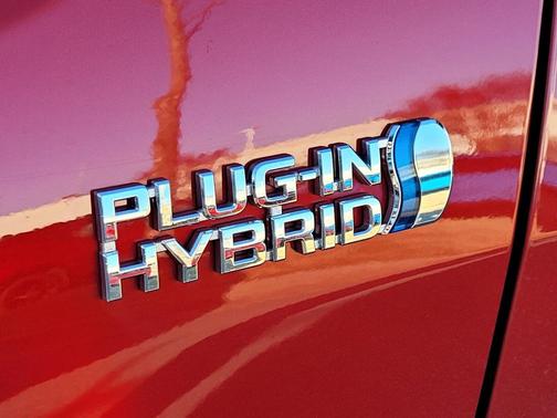 2024 Toyota RAV4 Prime XSE