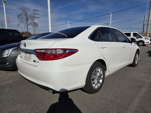 2017 Toyota Camry Hybrid LE
