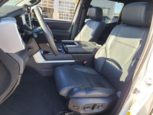 2024 Toyota Tundra Hybrid Platinum