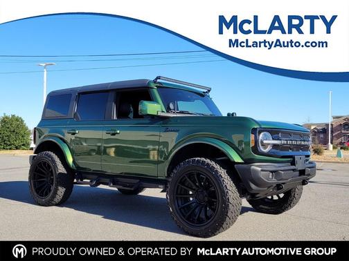 2024 Ford Bronco Outer Banks