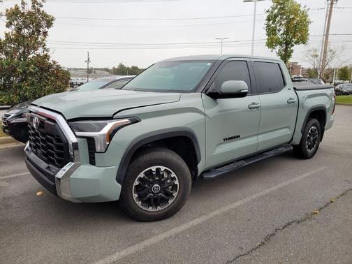 2022 Toyota Tundra SR5