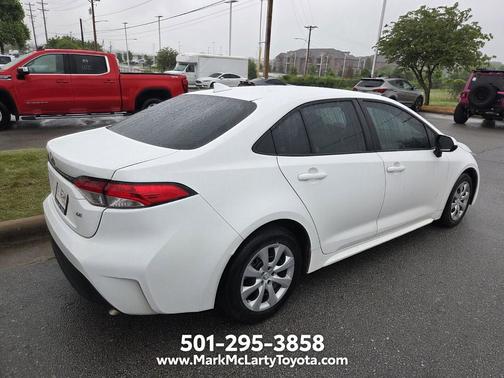 Ice 2023 Toyota Corolla LE