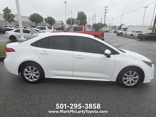 Ice 2023 Toyota Corolla LE