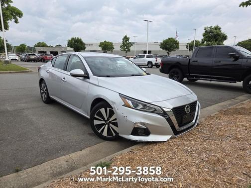 Brilliant Silver Metallic 2019 Nissan Altima 2.5 SL