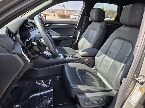 2023 Audi Q3 Premium 45 TFSI S line quattro Tiptronic