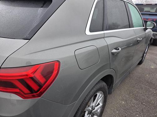 2023 Audi Q3 Premium 45 TFSI S line quattro Tiptronic