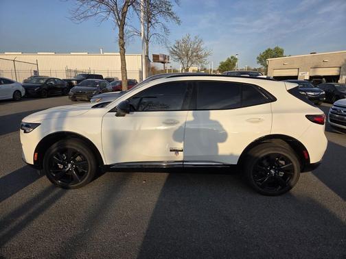 2023 Buick Envision Essence FWD